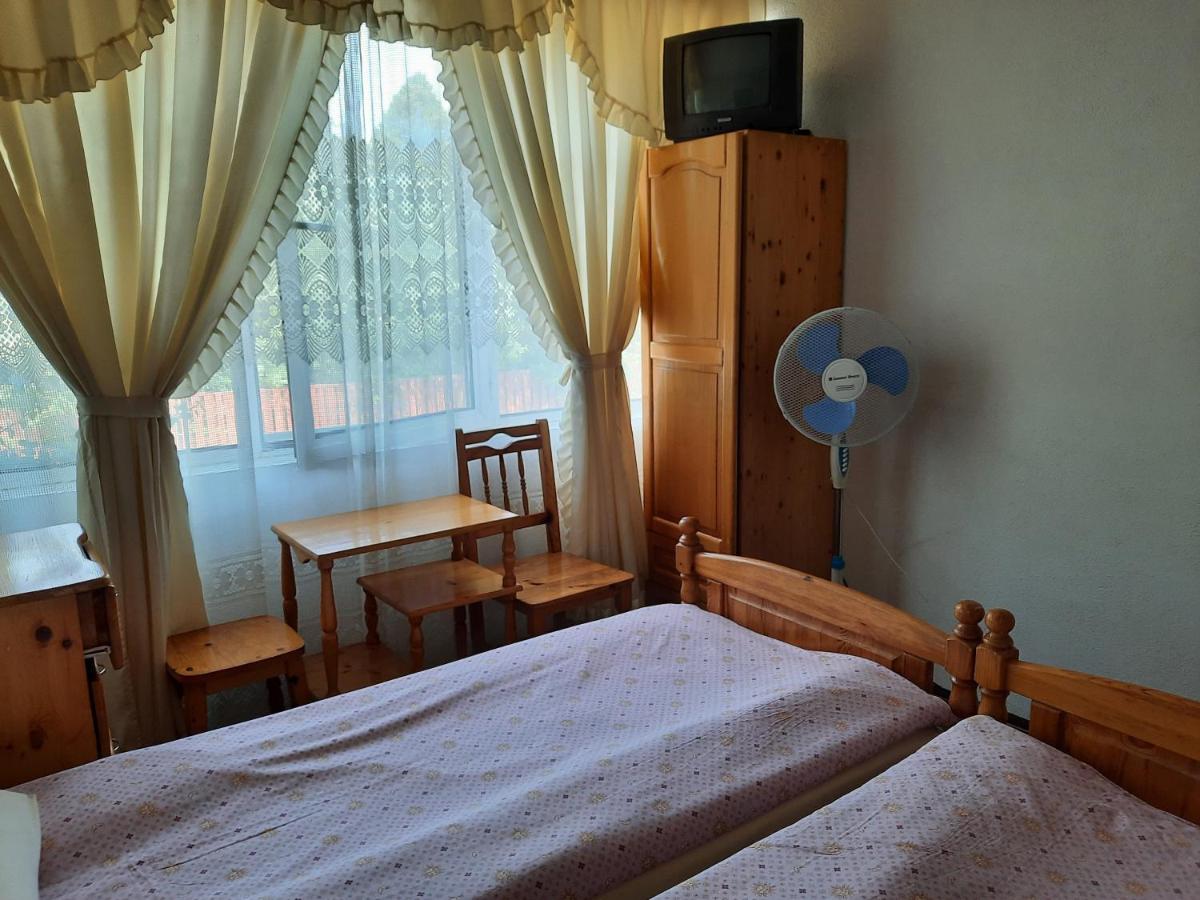 Guest House Zodiac Samokov Luaran gambar